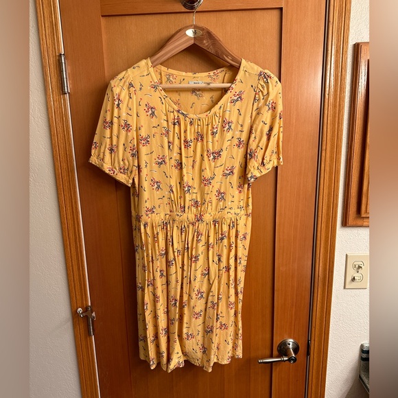 Urban Outfitters Kimchi Blue Yellow Floral Dress Women’s Size M - Picture 1 of 5
